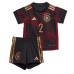 Billige Tyskland Antonio Rudiger #2 Børnetøj Udebanetrøje til baby VM 2022 Kortærmet (+ korte bukser)